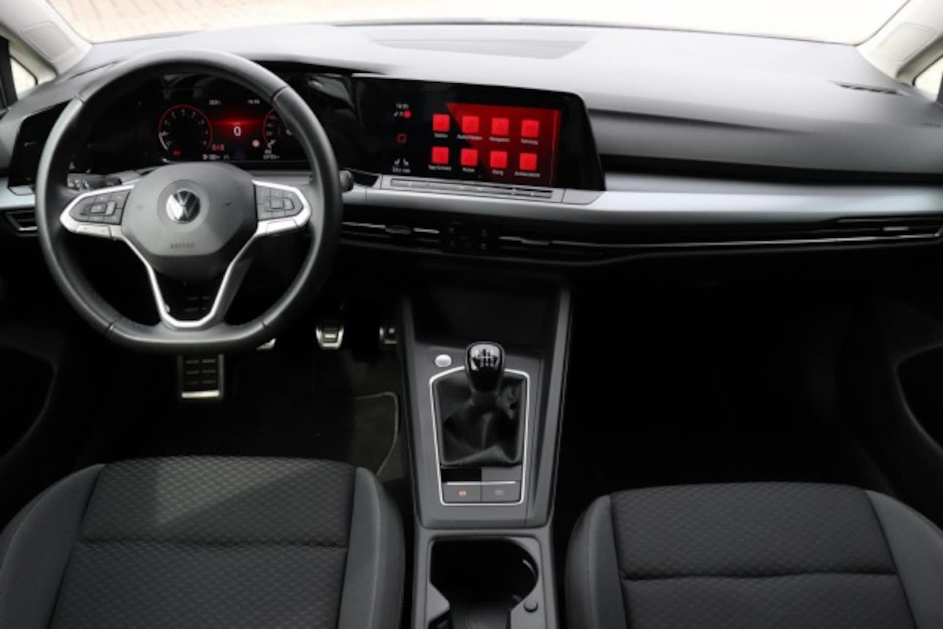 Volkswagen Golf Life