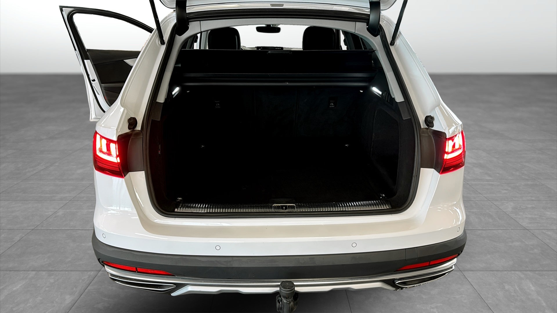 Bild som visar Audi A4 allroad quattro A4 allroad quattro 40 TDI Proline 204 hk S tronic - för mer information kontakta din Audi Partner