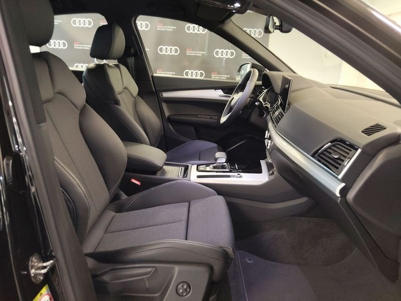 Immagine di Audi Q5 Sportback TFSI e S line plus 55 TFSI e quattro 270 kW (367 CV) S tronic - Vista: for more details contact your dealer