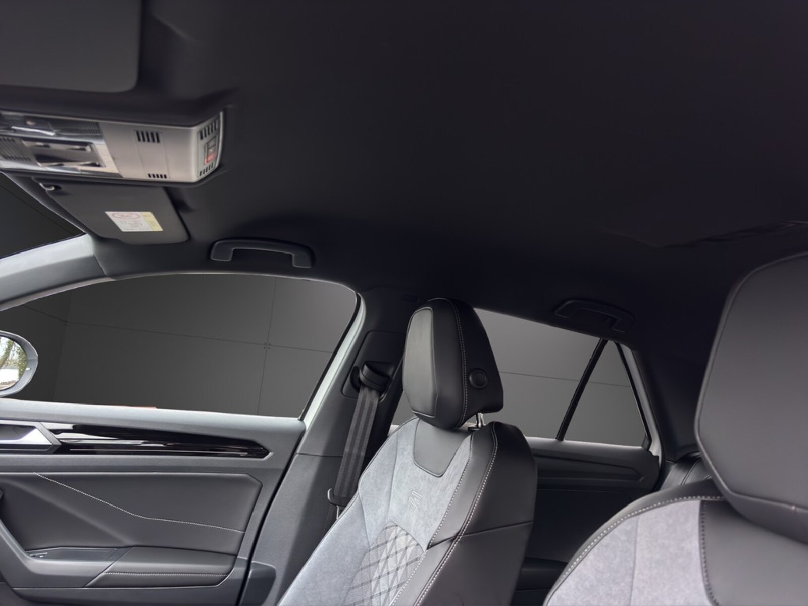Volkswagen T-Roc – Bild 19