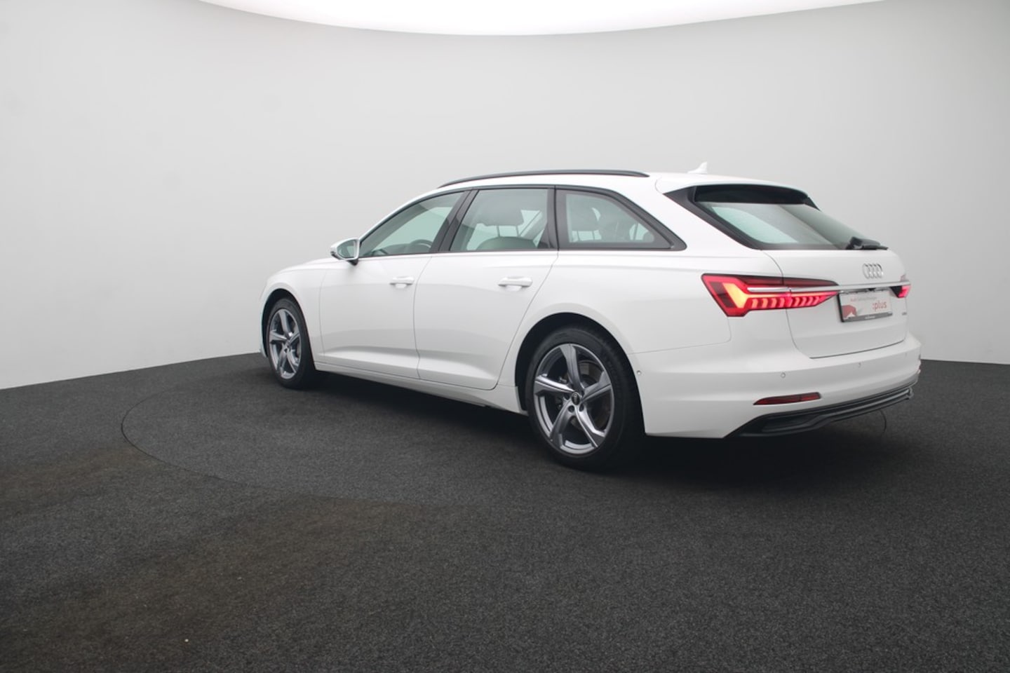 Bild über Audi A6 Avant 50 TDI quattro tiptronic - für weitere Informationen kontaktieren Sie den Audi Partner