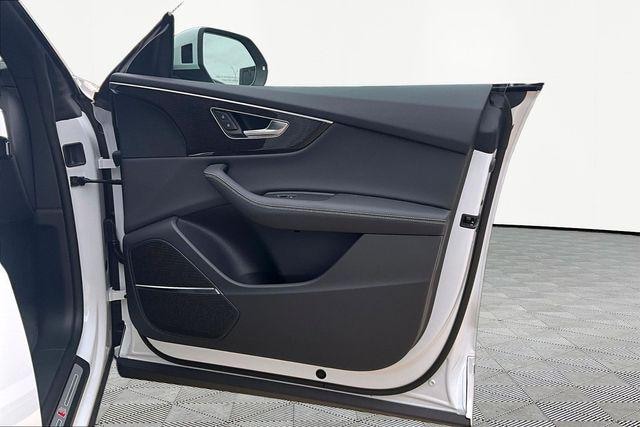 2026 Audi Q8 Premium Plus - Photo 19