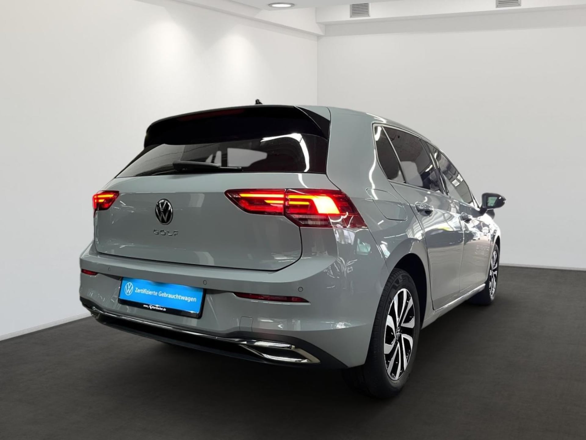 Volkswagen Golf Active