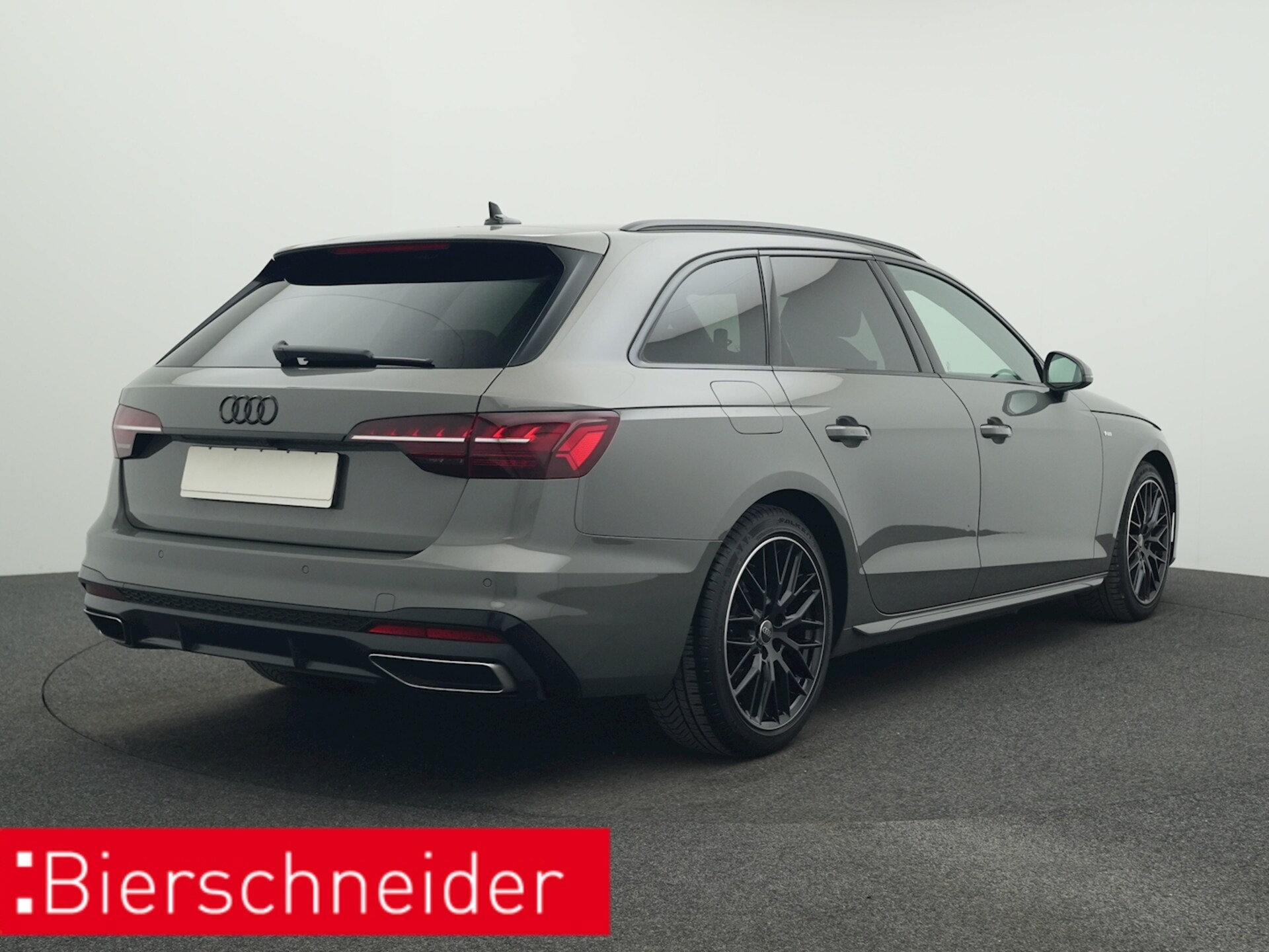 Audi A4 Avant S line