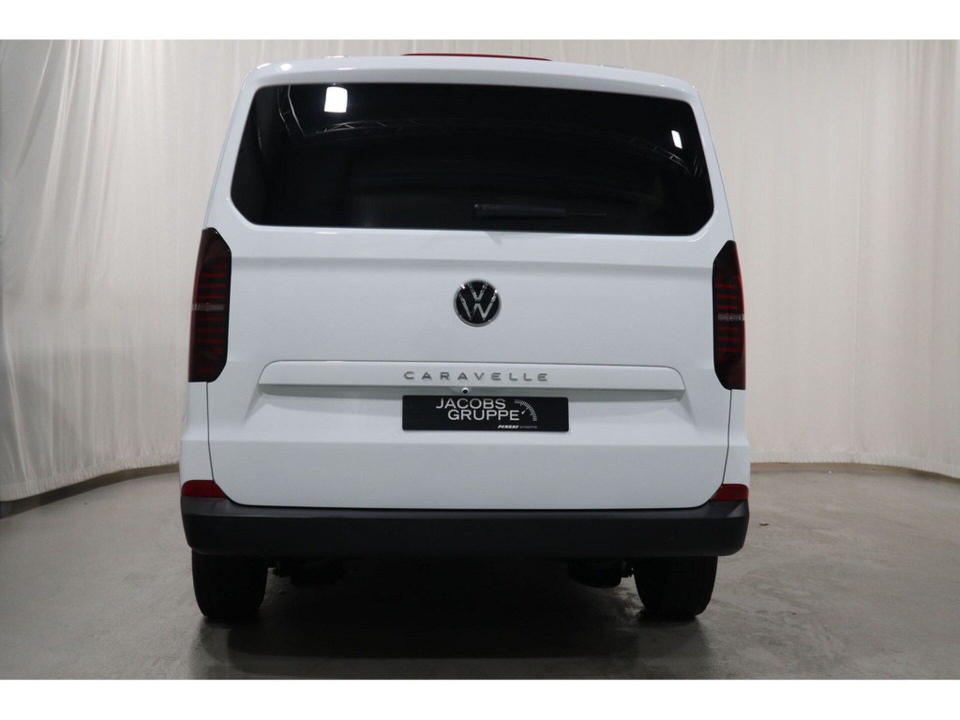 Volkswagen Caravelle langer Radstand Basis-Modell