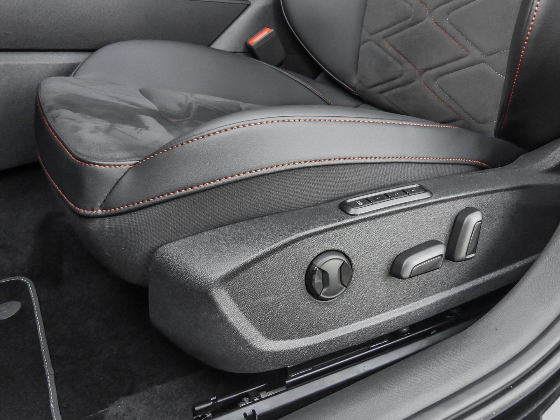 SEAT Leon Sportstourer FR