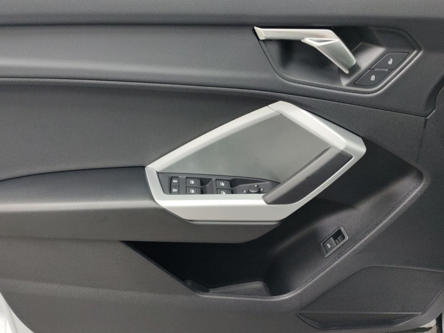 Bild über Audi Q3 Sportback TFSI 110 kW S tronic - für weitere Informationen kontaktieren Sie den Audi Partner