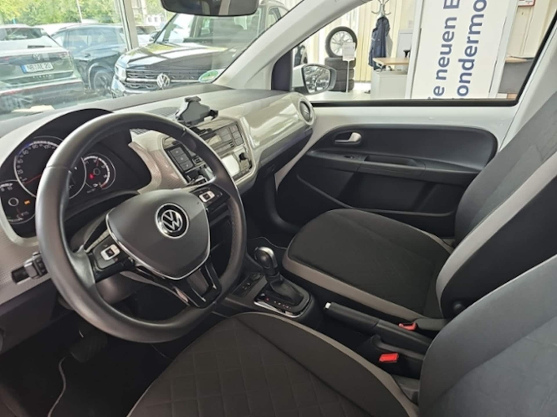 Volkswagen e-up! Style "Plus"