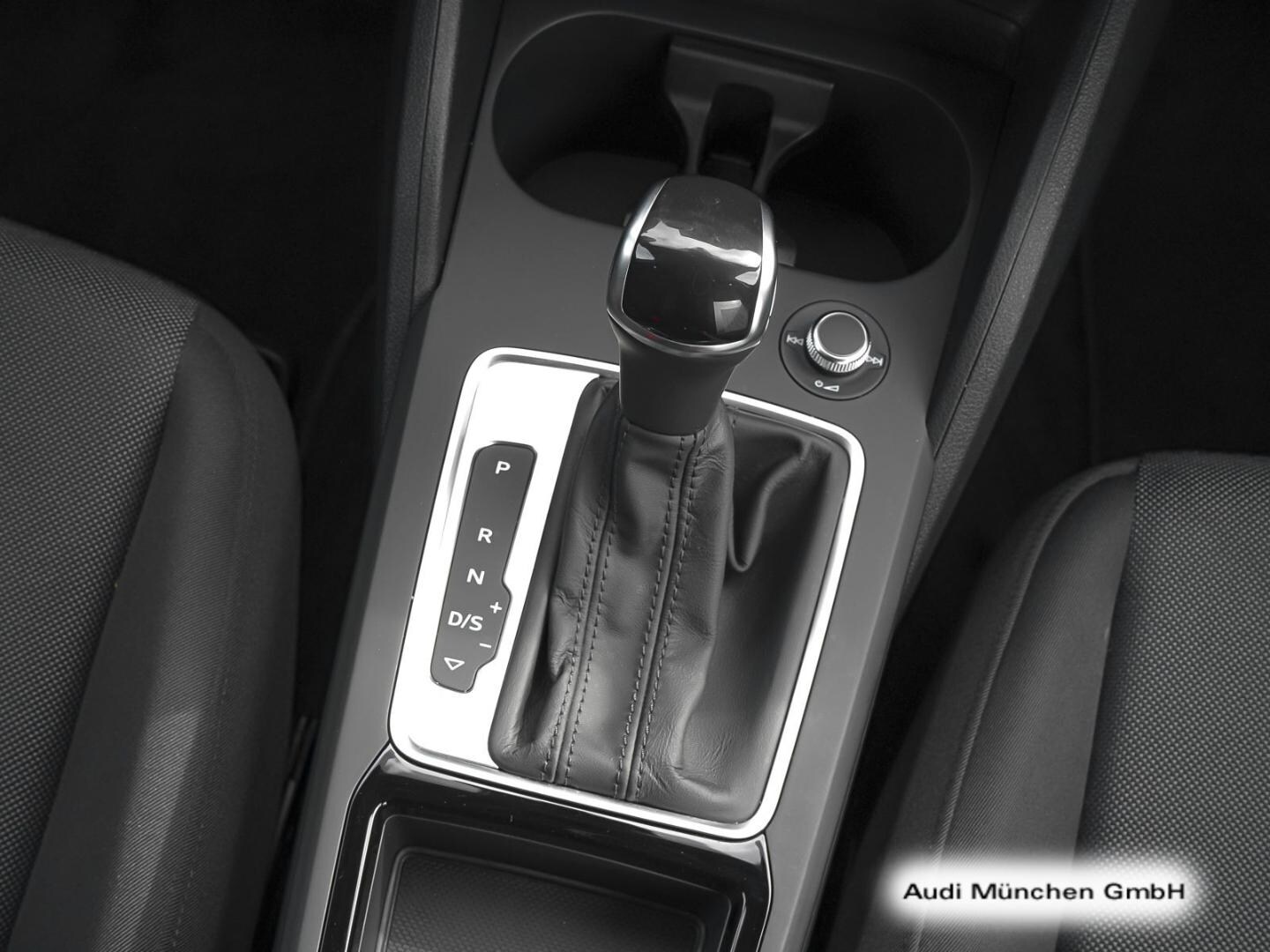 Bild über Audi Q2 35 TFSI S tronic - für weitere Informationen kontaktieren Sie den Audi Partner
