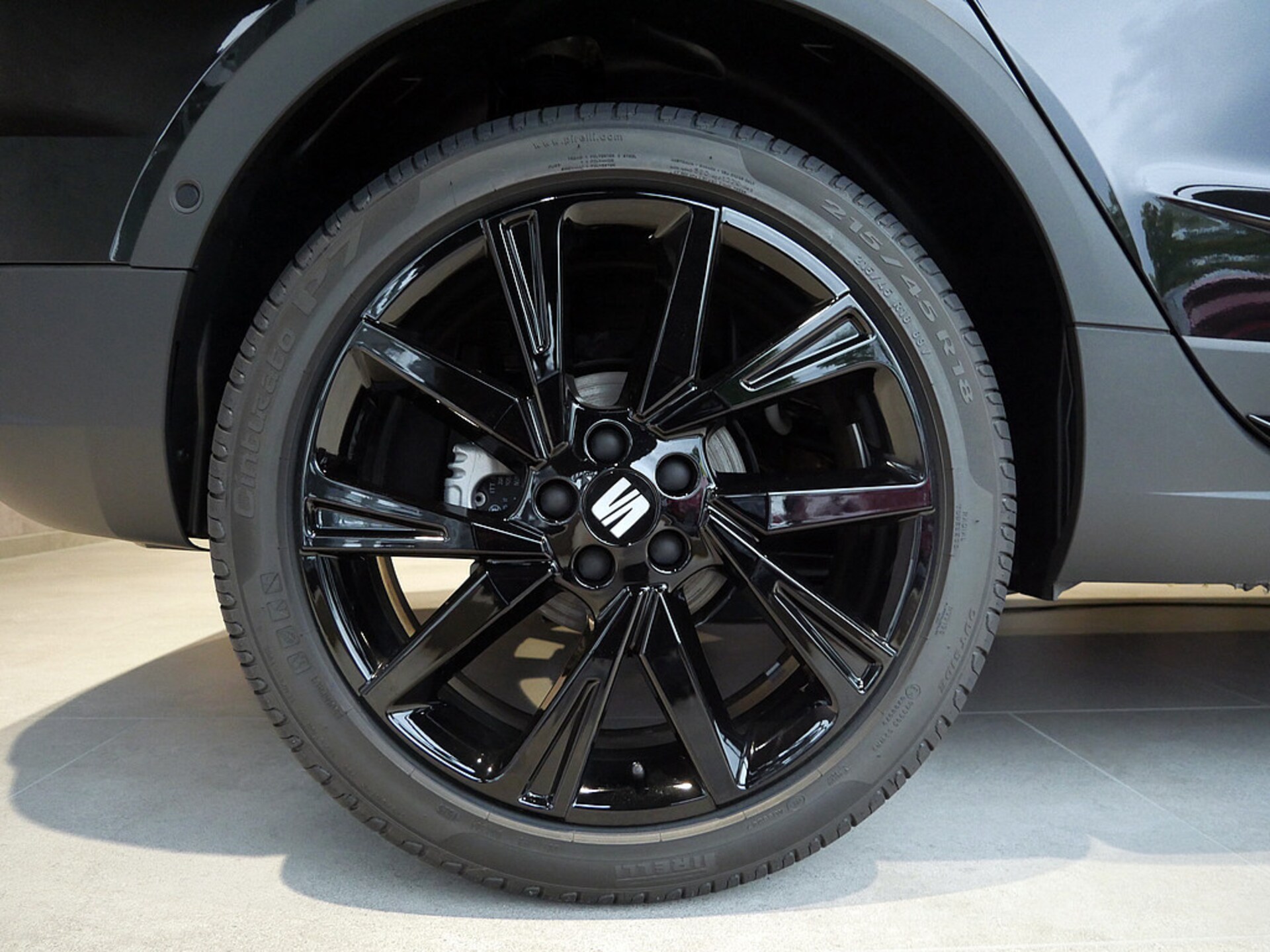 SEAT Arona FR