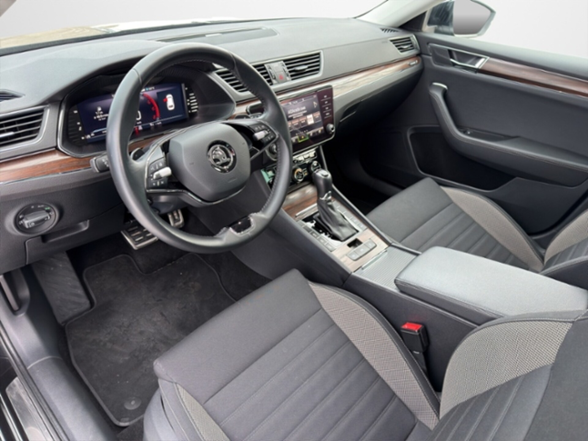 Skoda Superb Combi Scout