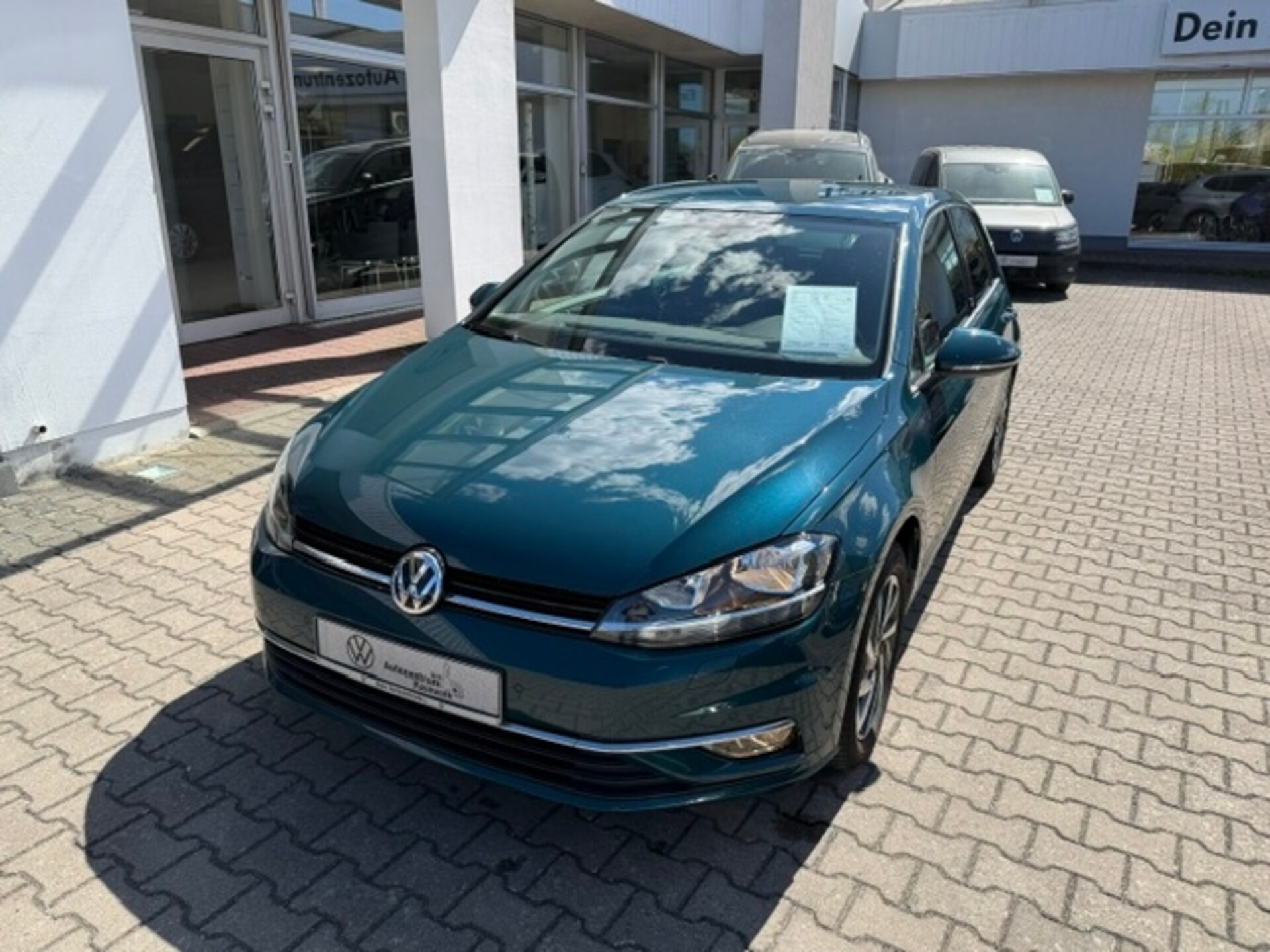 Volkswagen Golf SOUND