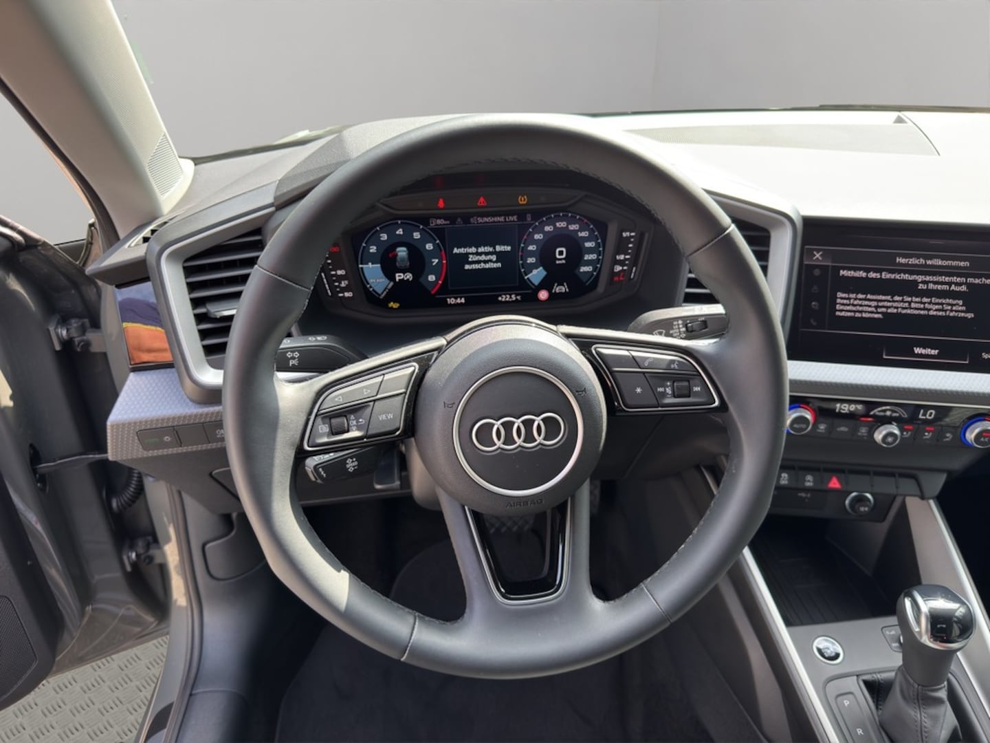 Bild über Audi A1 Sportback S line 25 TFSI S tronic - für weitere Informationen kontaktieren Sie den Audi Partner