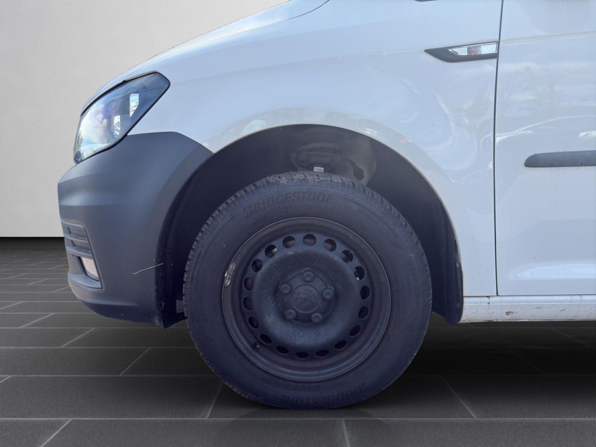 Volkswagen Caddy Kombi Basis-Modell