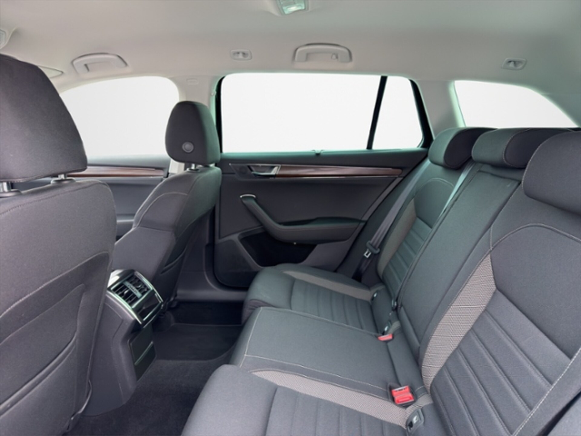 Skoda Superb Combi Scout