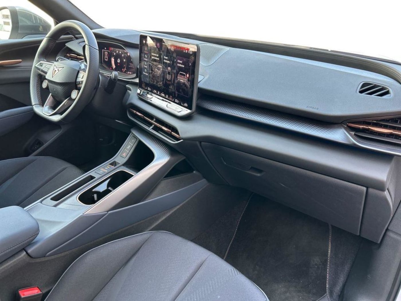 CUPRA Terramar 1.5 eTSI DSG 110 kW (150 CV) — photo 5