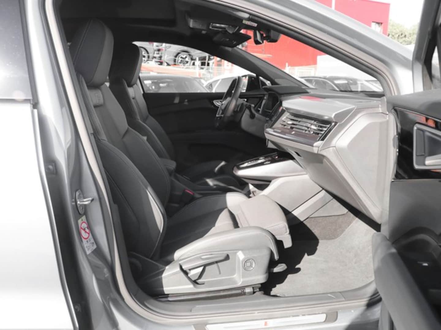 Bild über Audi Q4 Sportback e-tron 55 e-tron quattro - für weitere Informationen kontaktieren Sie den Audi Partner