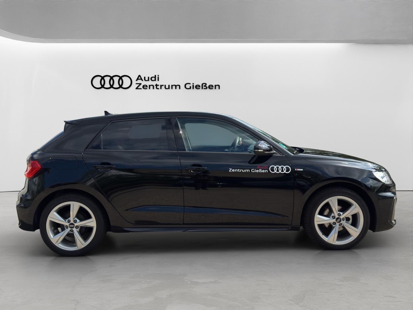 Bild über Audi A1 Sportback S line 25 TFSI S tronic - für weitere Informationen kontaktieren Sie den Audi Partner