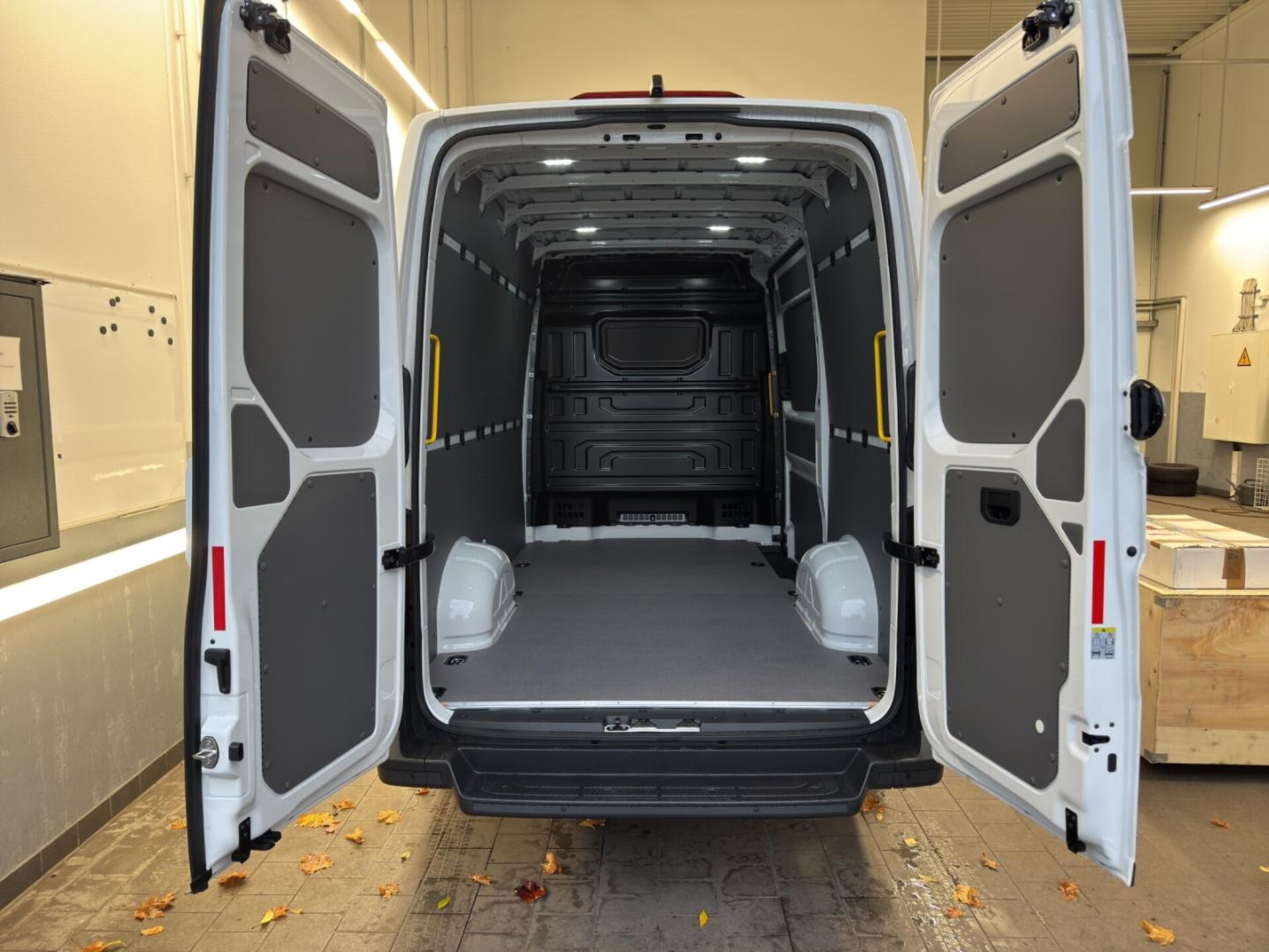 Volkswagen Crafter Kasten mittlerer Radstand