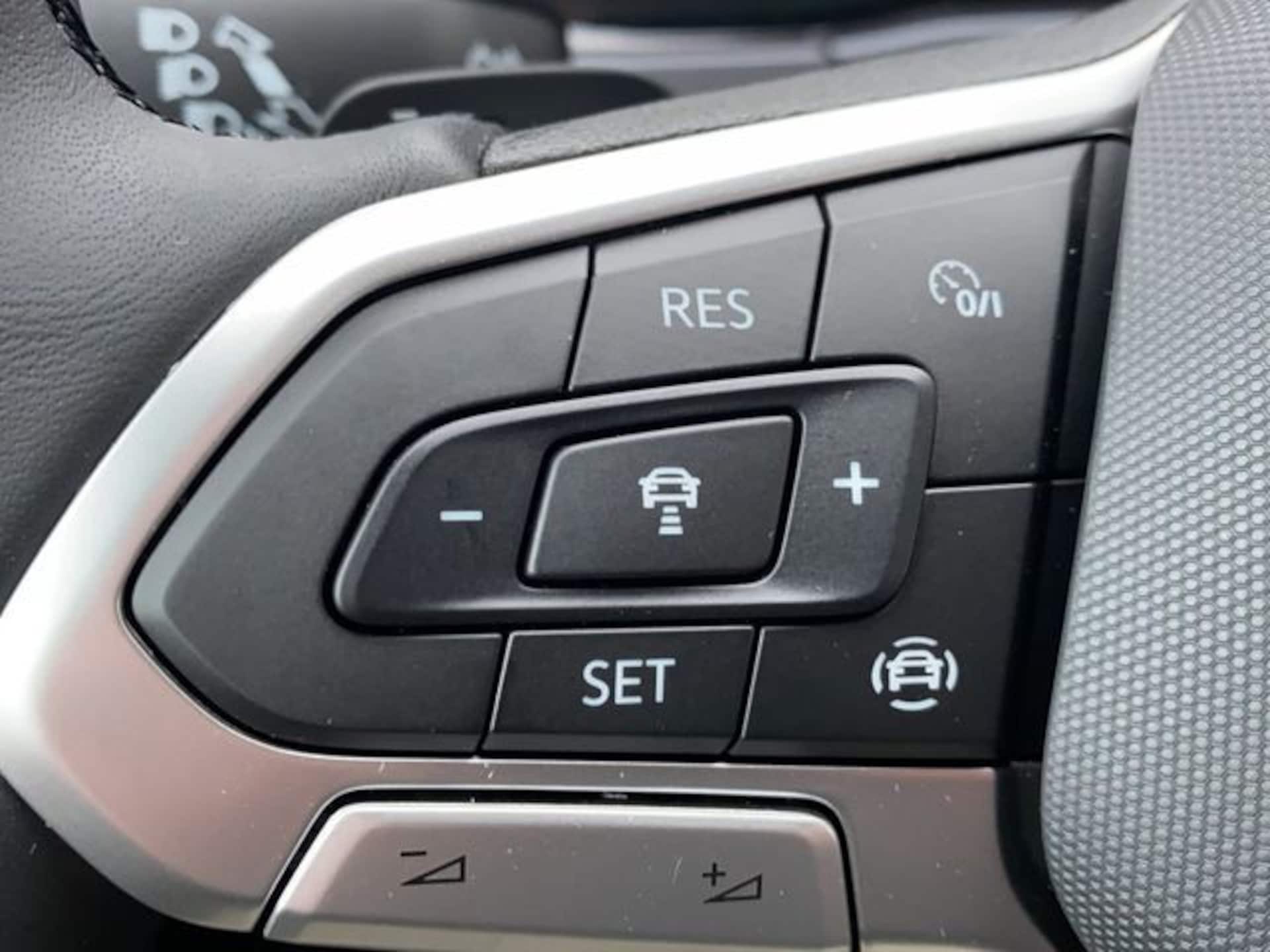 Volkswagen Touran R-Line