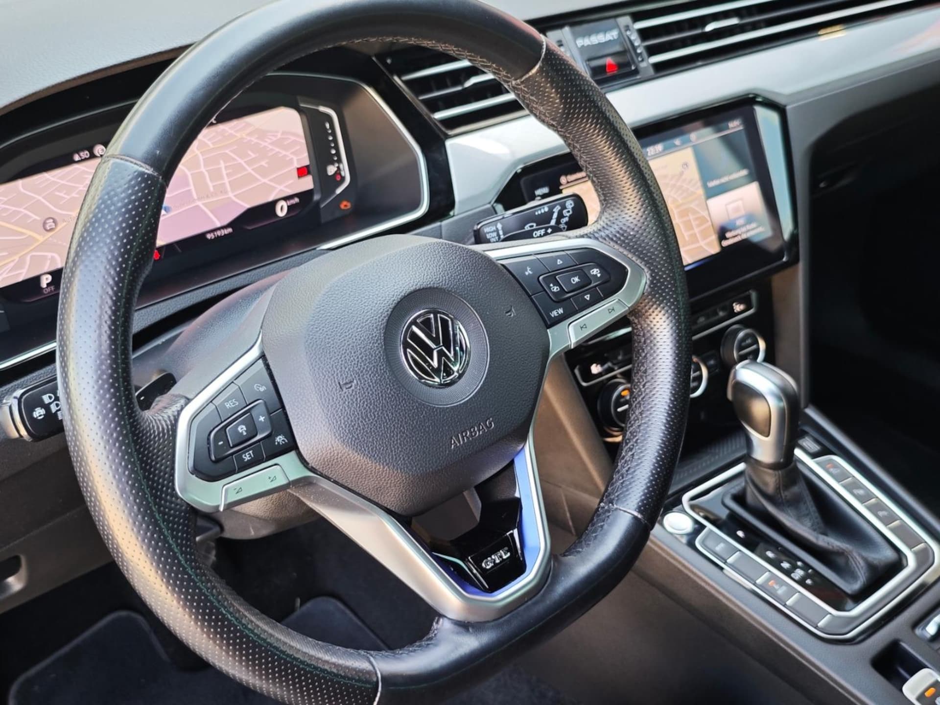 Volkswagen Passat Variant GTE