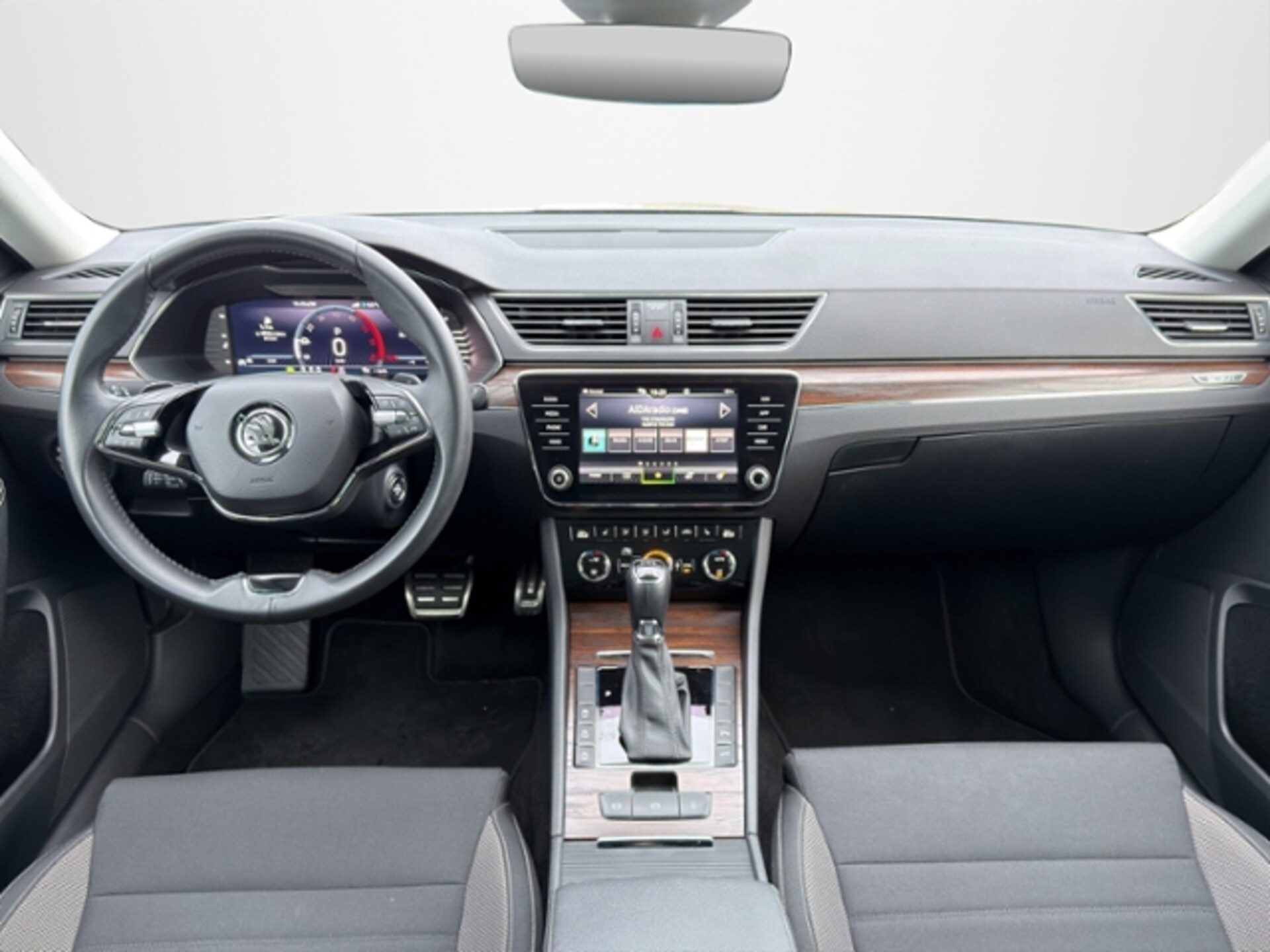 Skoda Superb Combi Scout