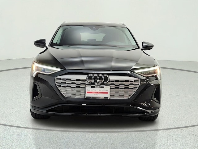 2024 Audi Q8 e-tron