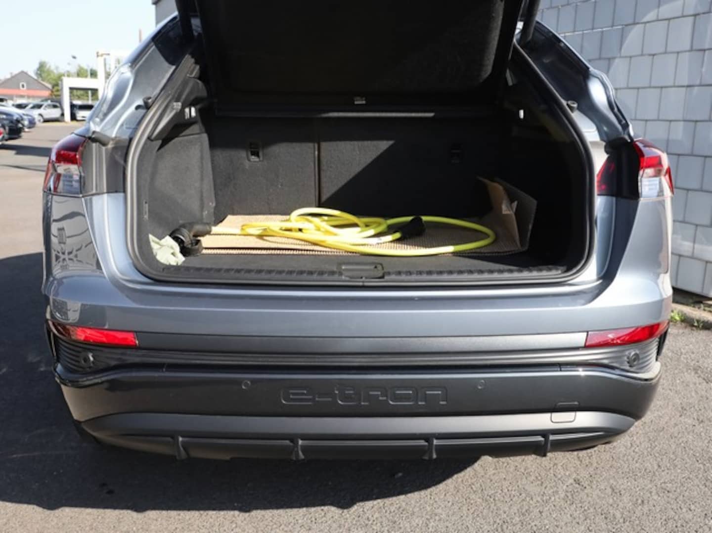 Bild über Audi Q4 Sportback e-tron 55 e-tron quattro - für weitere Informationen kontaktieren Sie den Audi Partner