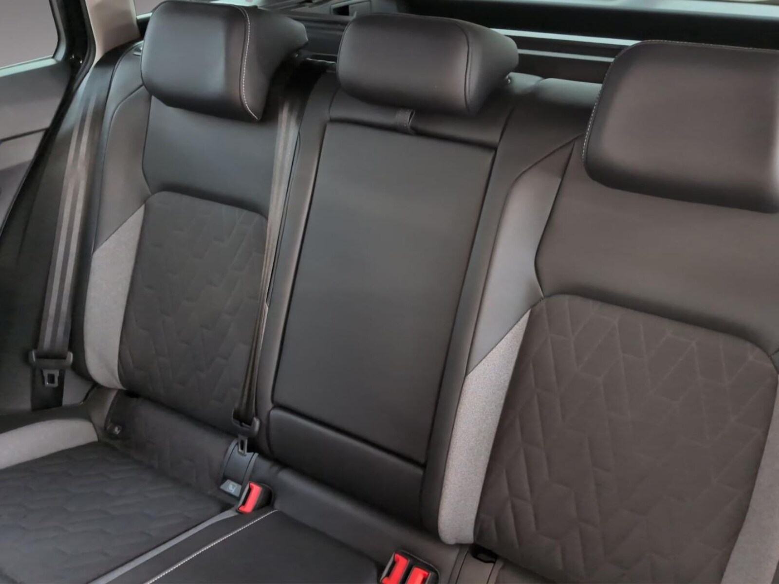 Volkswagen Golf Variant – Bild 13