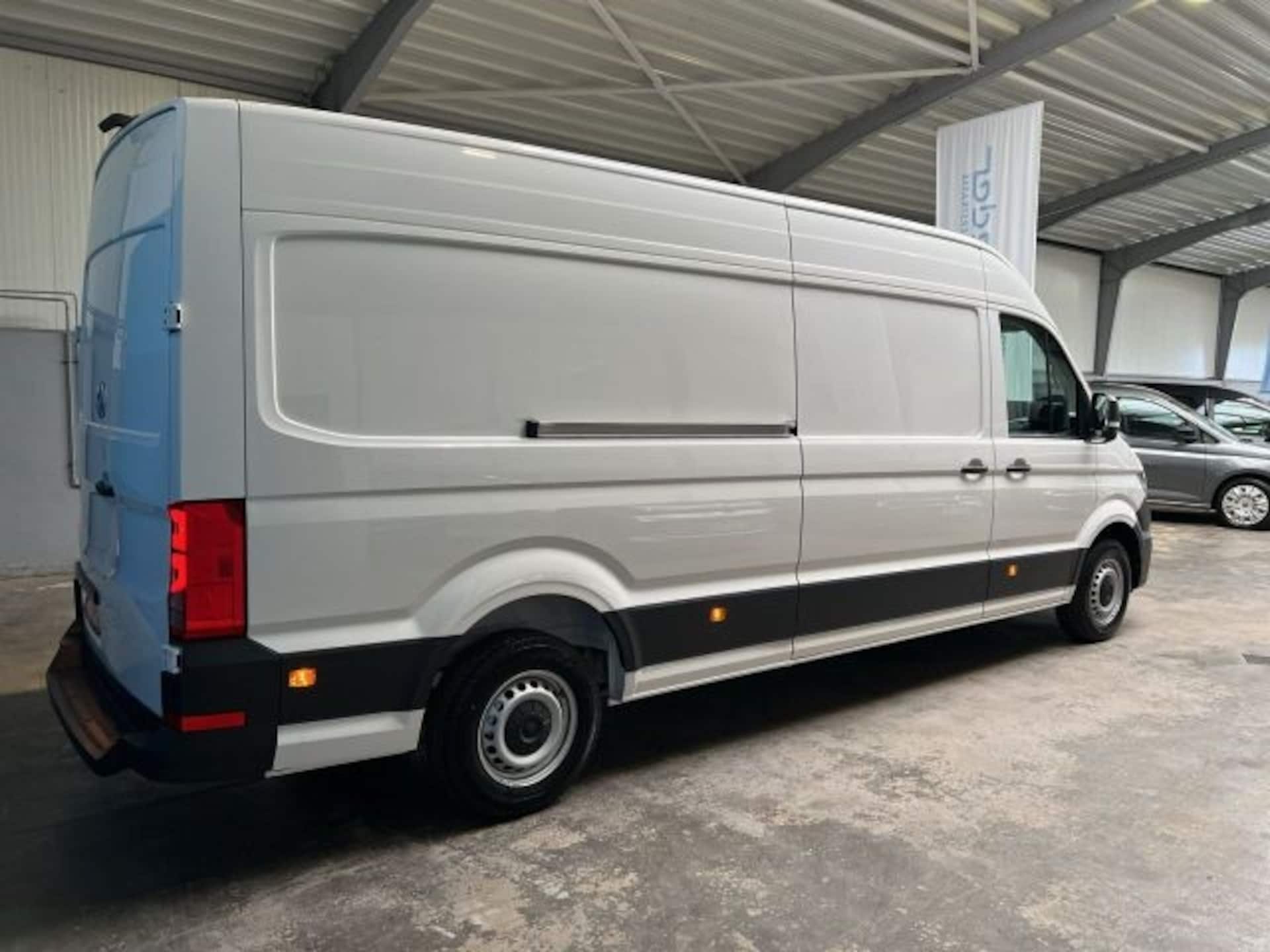 Volkswagen Crafter Kasten langer Radstand