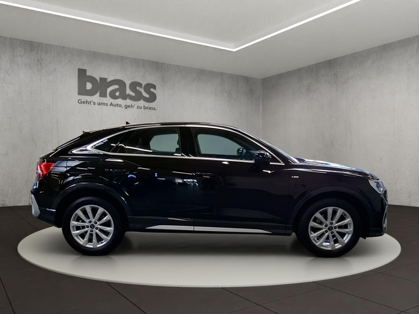 Bild über Audi Q3 Sportback S line 35 TDI S tronic - für weitere Informationen kontaktieren Sie den Audi Partner