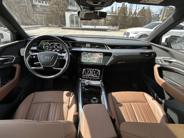 Audi Q8 45 TDI quattro Premium 170 231 kW hp tiptronic 8