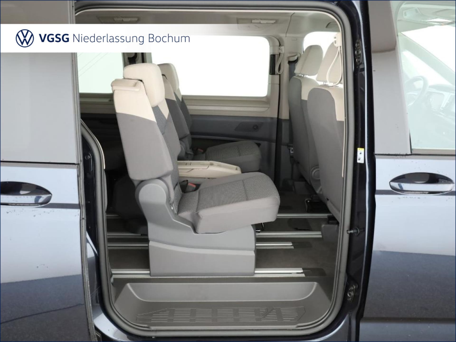 Volkswagen Multivan Basis-Modell
