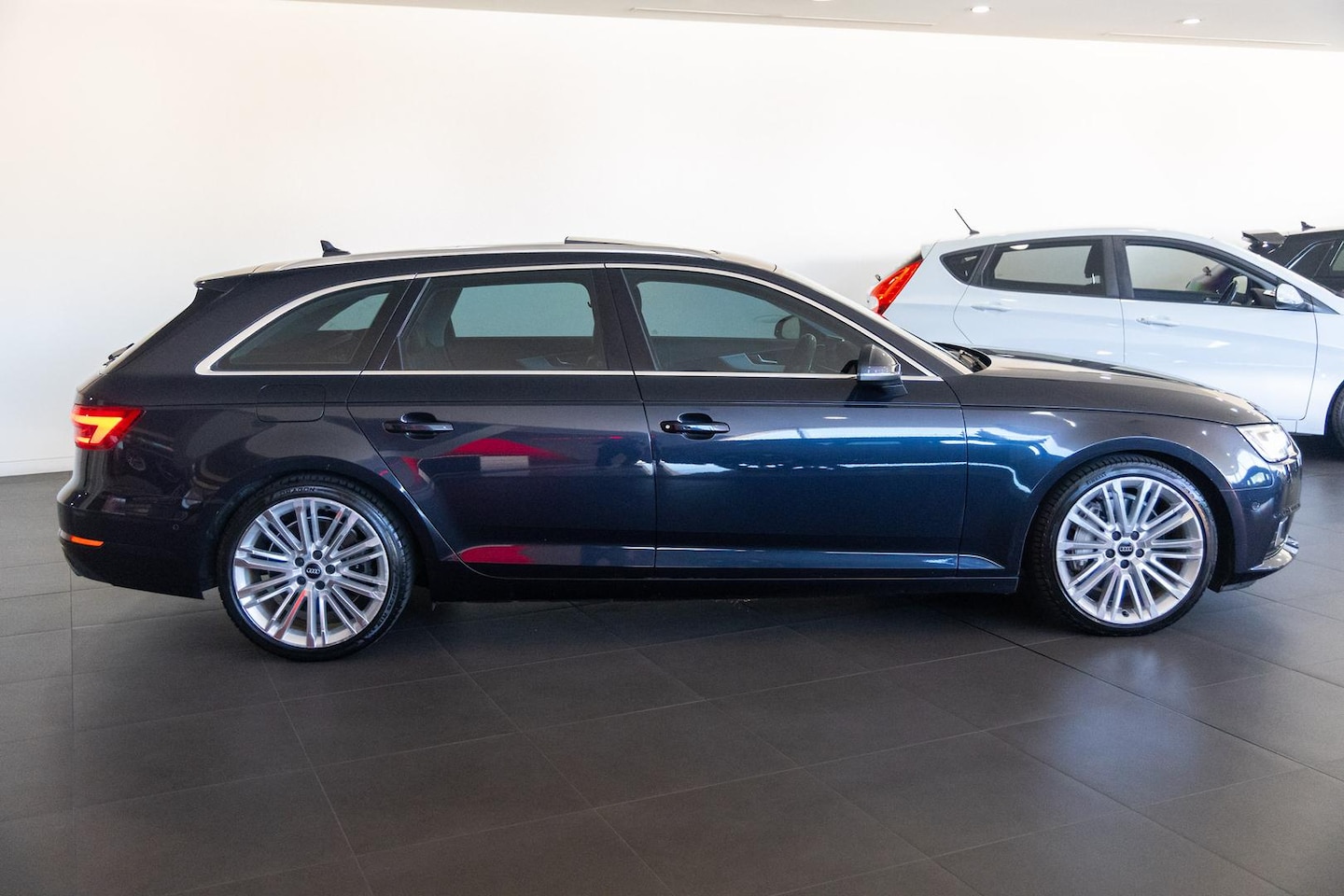 Image about Audi A4 Avant 2.0 TFSI quattro 185 kW S tronic