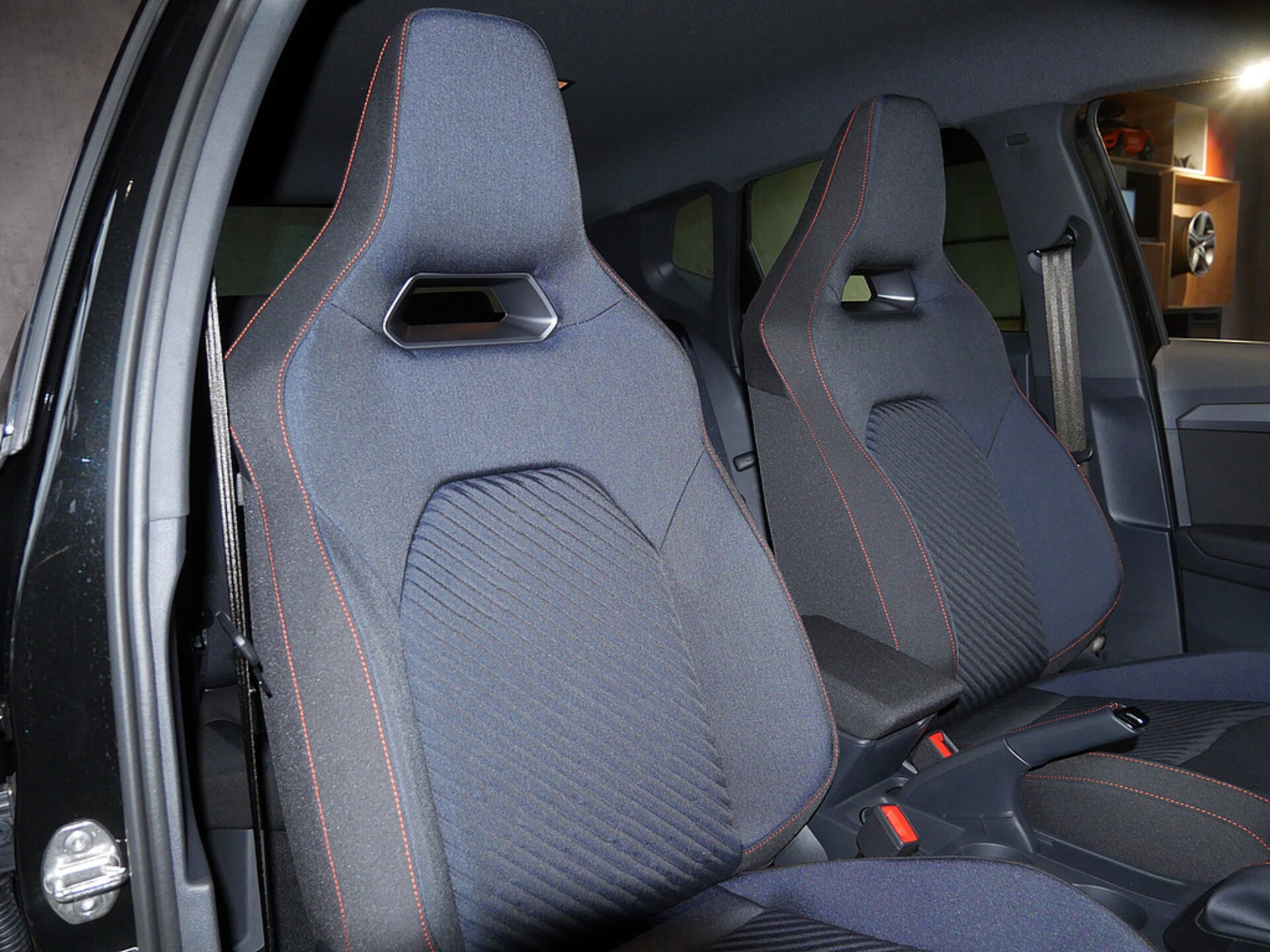 SEAT Arona FR