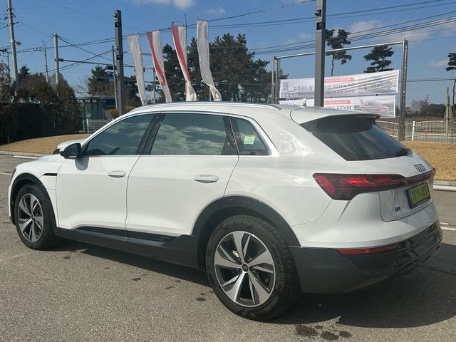 Image about Audi Q8 45 TDI quattro Premium 170(231) kW(hp) tiptronic