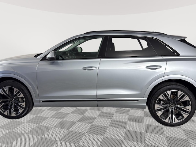 2025 Audi Q8