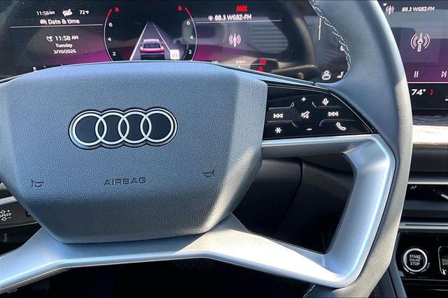 2025 Audi Q5 Premium - Photo 12