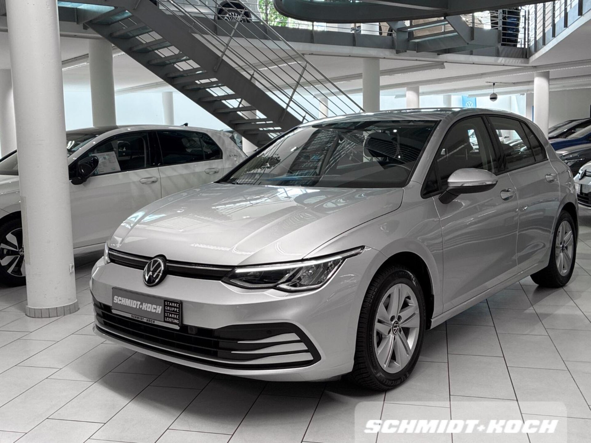 Volkswagen Golf Life