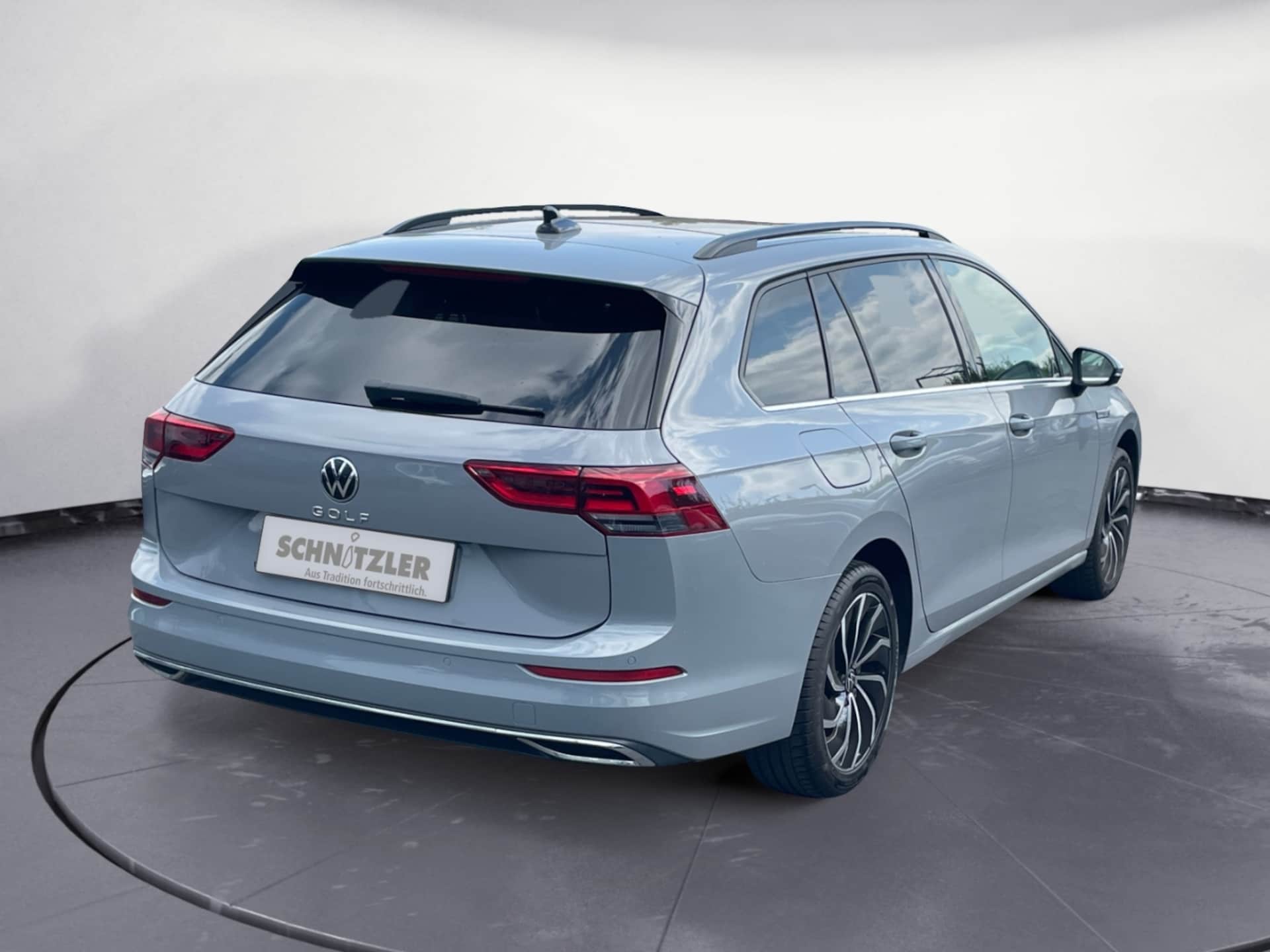 Volkswagen Golf Variant Style