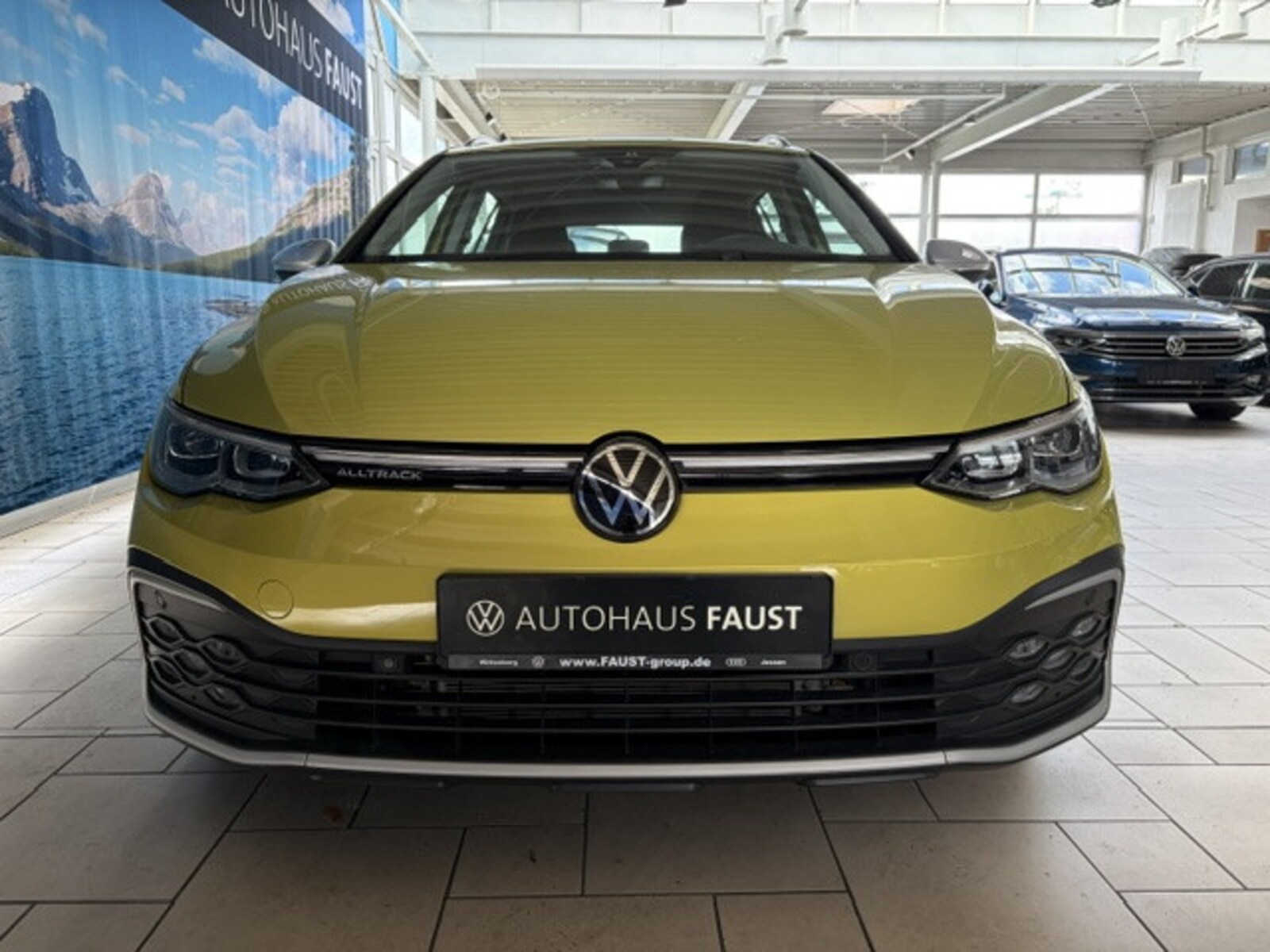 Volkswagen Golf Variant – Bild 2