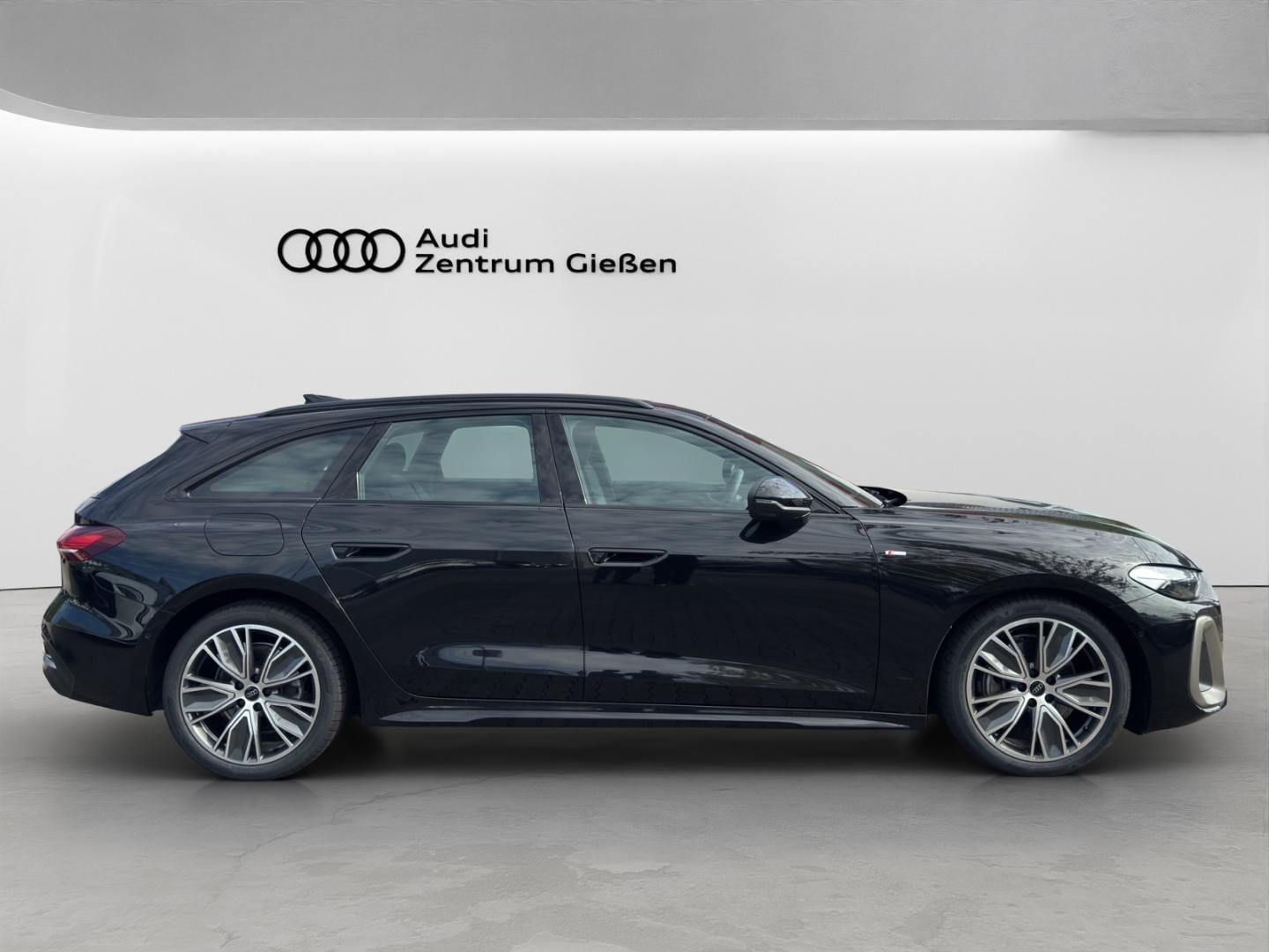 Bild über Audi A5 Avant TFSI 150 kW S tronic - für weitere Informationen kontaktieren Sie den Audi Partner