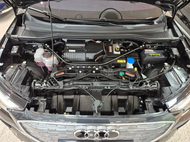 Audi e-tron 45 210, 00 kW 7