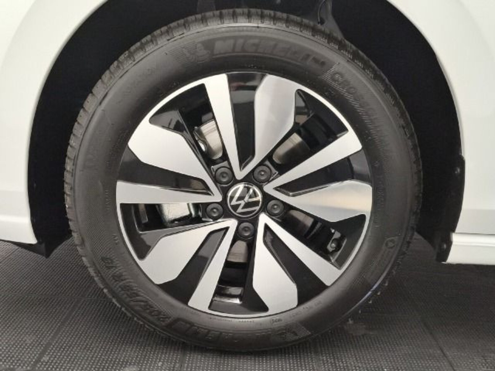 Volkswagen Golf – Bild 9