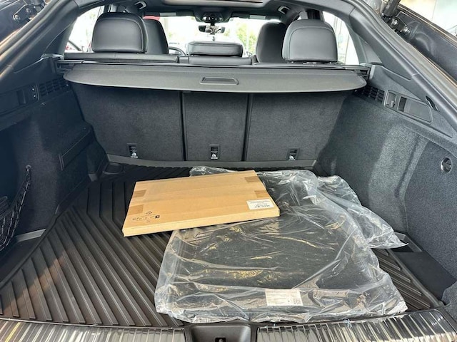 2026 Audi SQ5 Sportback Premium Plus - Photo 9