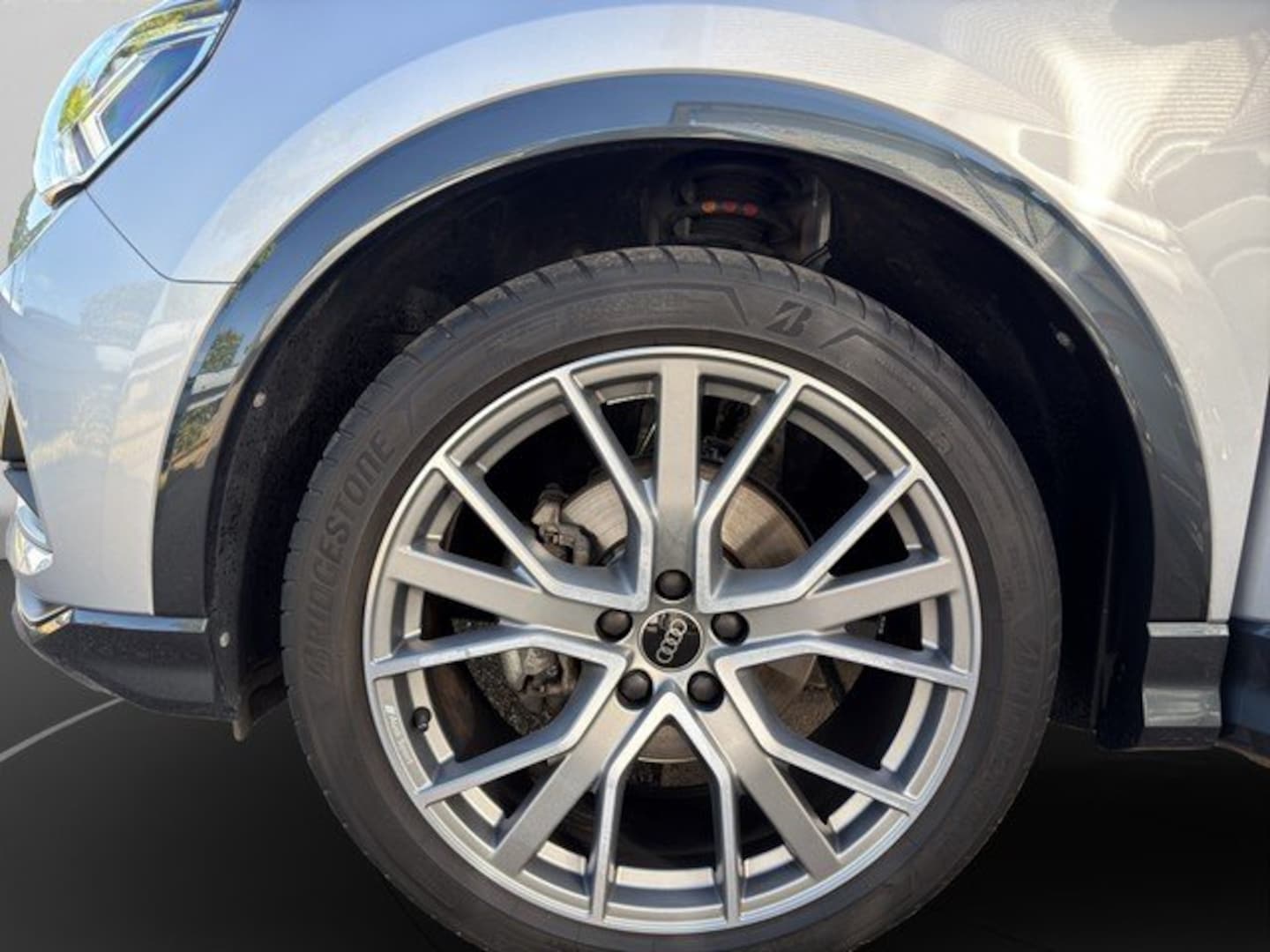 Bild über Audi Q3 advanced 35 TFSI S tronic - für weitere Informationen kontaktieren Sie den Audi Partner