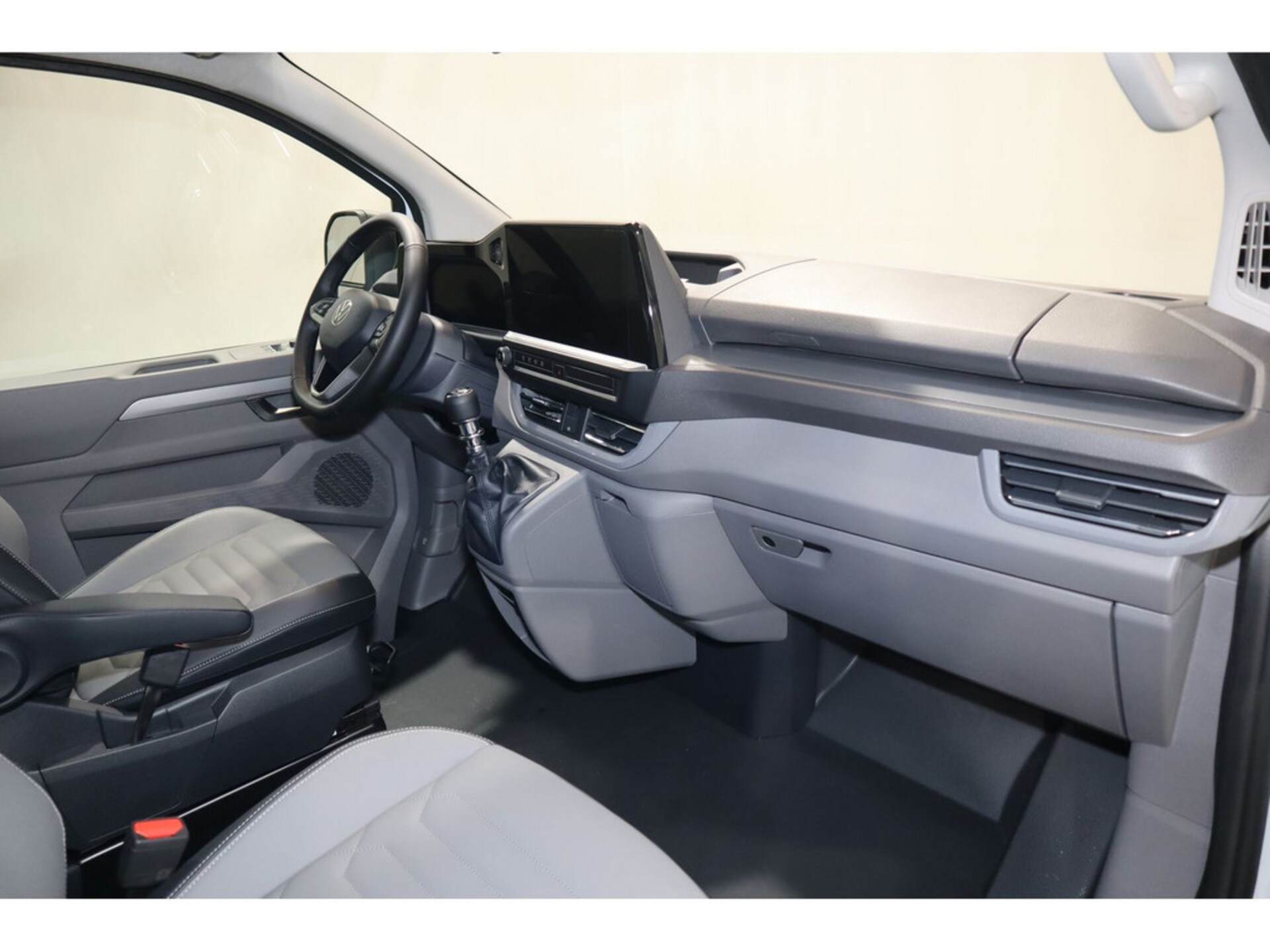 Volkswagen Caravelle langer Radstand Basis-Modell