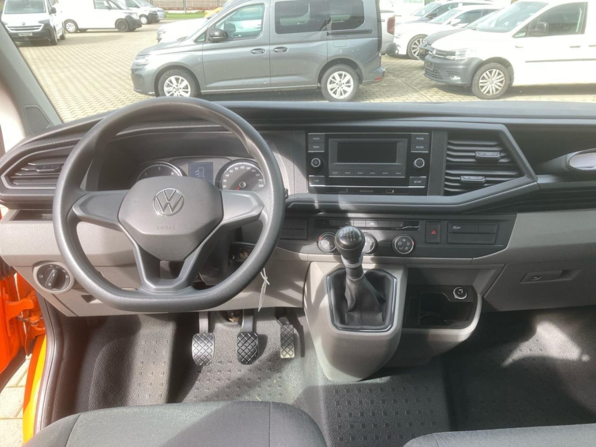 Volkswagen T6.1 Transporter Pritschenwagen Doppelkabine