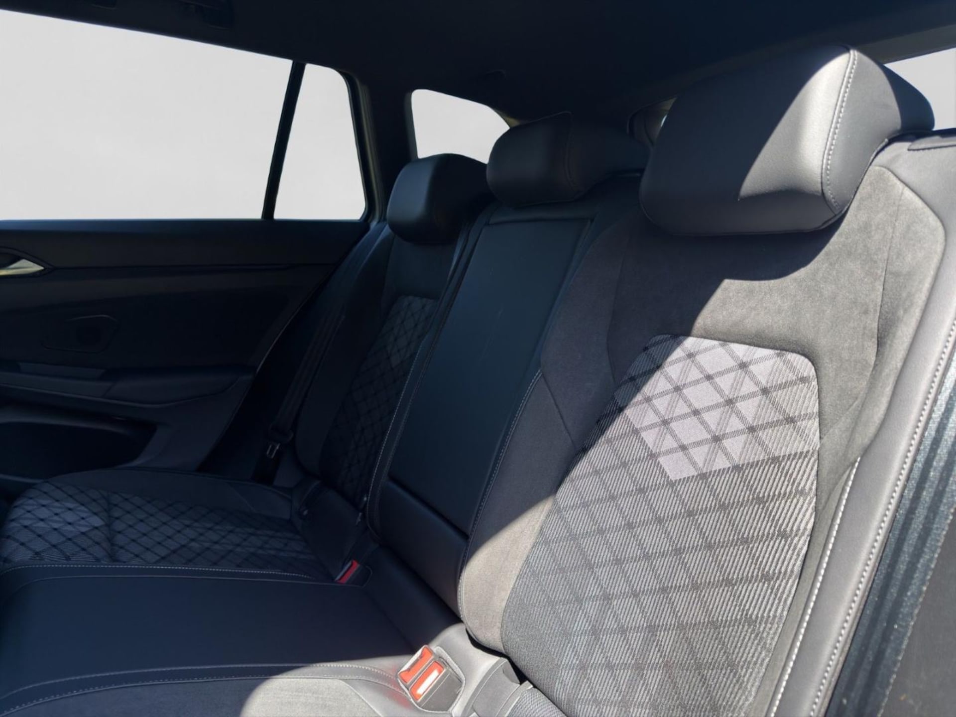 Volkswagen Golf Variant R-Line