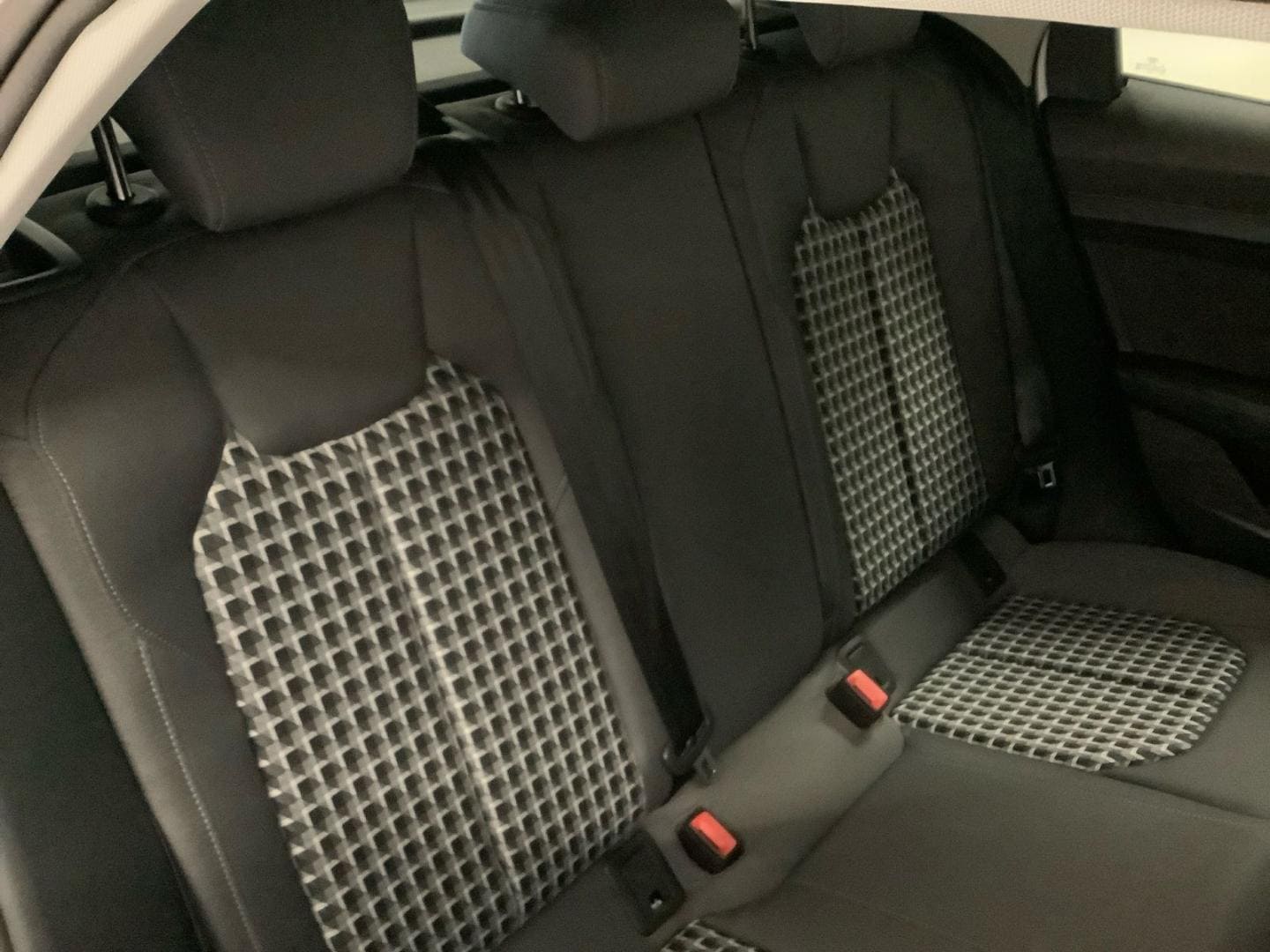 Bild über Audi A1 allstreet 35 TFSI S tronic - für weitere Informationen kontaktieren Sie den Audi Partner